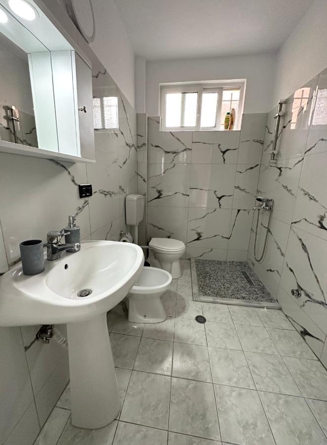 Bejart Apartment 5 تيرانا المظهر الخارجي الصورة